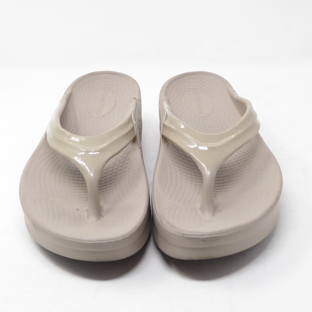 OOmega OOlala Sandals Womens Size 6 Stone Beige Thong Platform Flip Flops - Picture 2 of 9